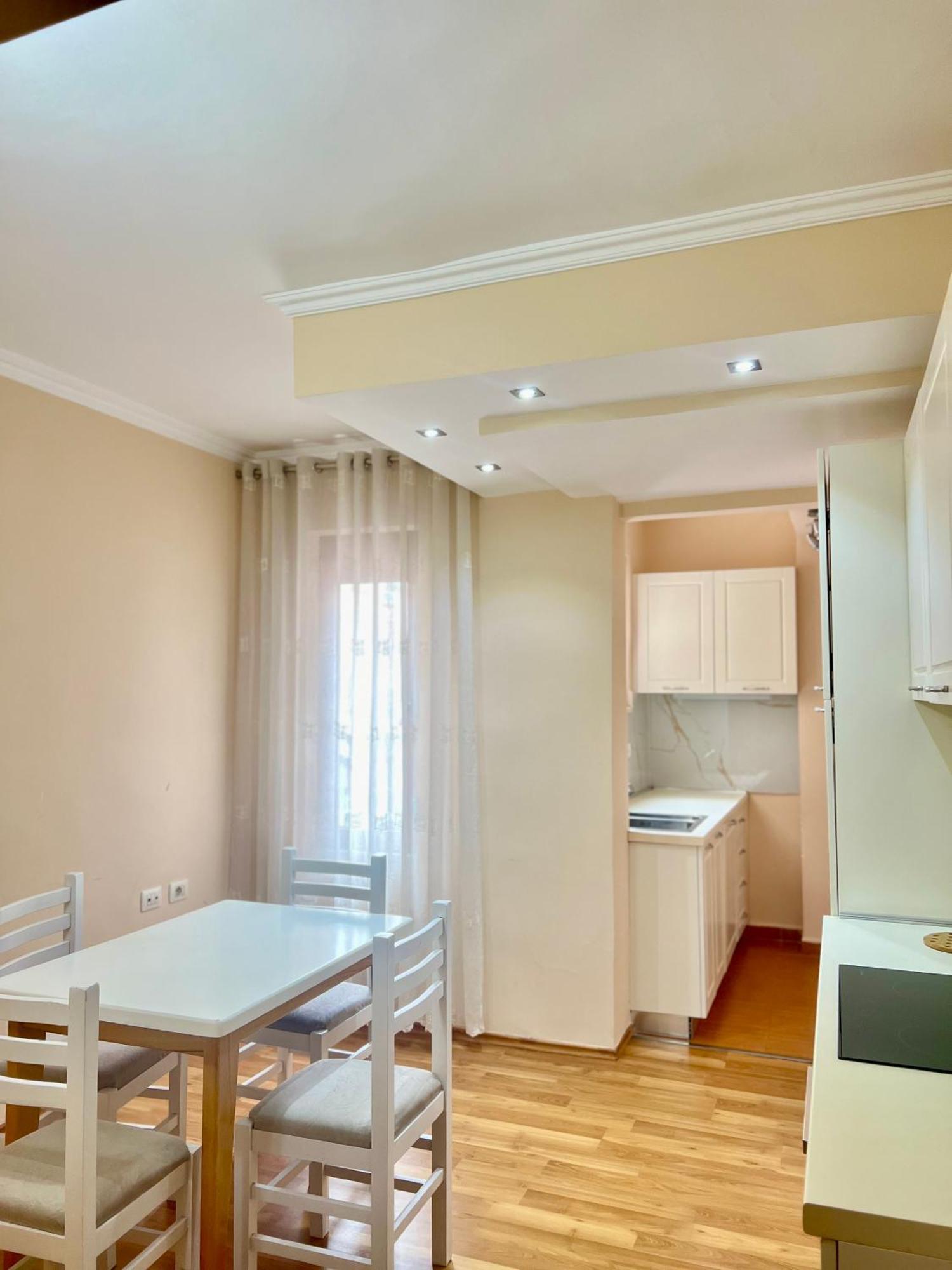 Skanderbeg Square Apartment 02 Тирана Экстерьер фото